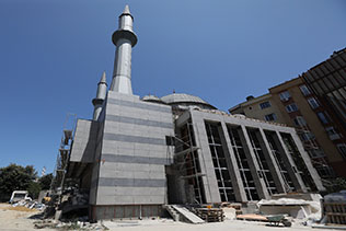 AYAZMA CAMİİ VE KÜLLİYESİ’NDE ÇALIŞMALAR ARALIKSIZ SÜRÜYOR